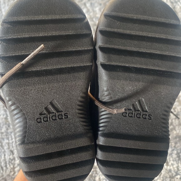 New never worn - Picture 2 of 3